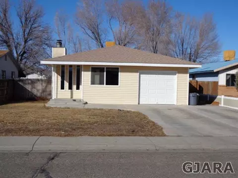 1033 E Harrison Ave, Fruita, CO 81521 photo 1