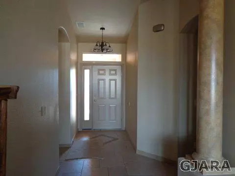 827 Celestite Dr, Fruita, CO 81521 photo 2
