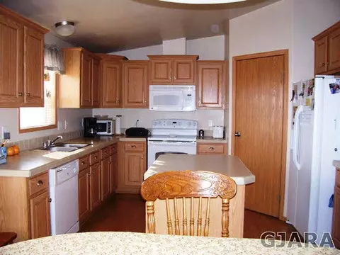 12400 Running Deer Rd, Eckert, CO 81418 photo 2