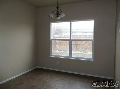 990 Cliffrose Ave, Fruita, CO 81521 photo 4