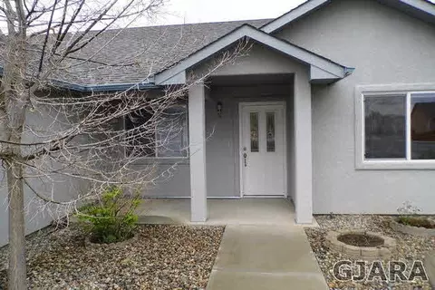 697 Silver Plume Dr, Fruita, CO 81521 photo 2