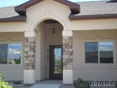 1002 Wingate Dr, Fruita, CO 81521 photo 2