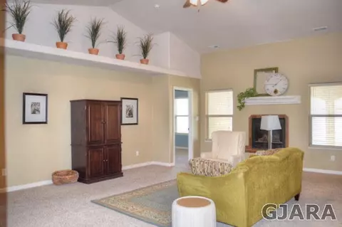 834 Dee Ann St, Fruita, CO 81521 photo 3