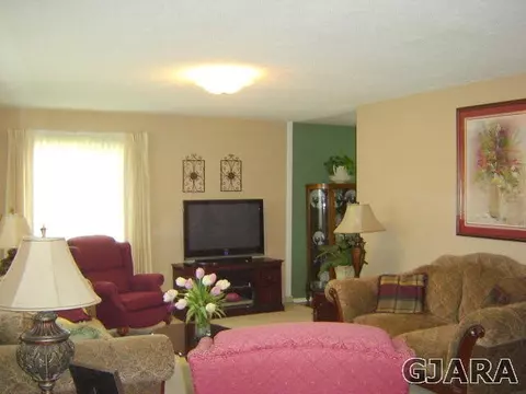 106 W Roberson Dr, Fruita, CO 81521 photo 6