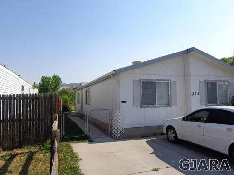 258 Red Cliffs Dr, Fruita, CO 81521 photo 2