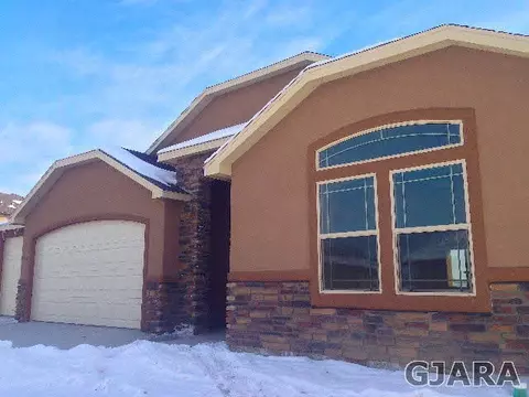 562 Lois Dr, Fruita, CO 81521 photo 1