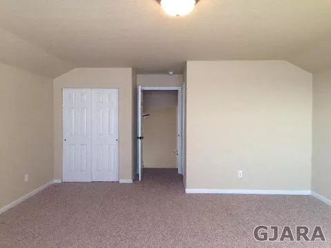 562 Lois Dr, Fruita, CO 81521 photo 2