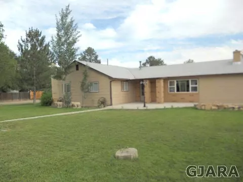 363 3rd St, De Beque, CO 81630 photo 2