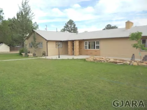 363 3rd St, De Beque, CO 81630 photo 4