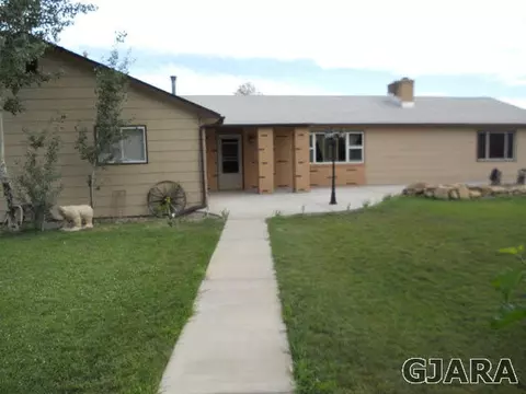 363 3rd St, De Beque, CO 81630 photo 1