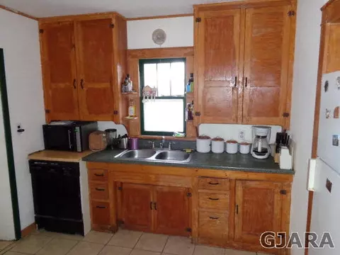 211 Spring St, Collbran, CO 81624 photo 5
