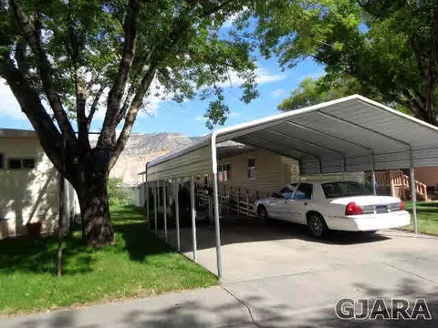 105 Riverside Dr #7, Palisade, CO 81526 photo 1