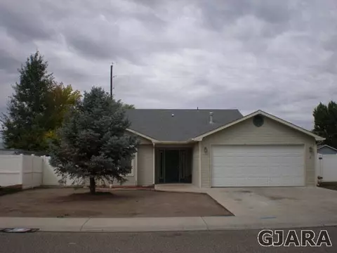 502 Hazel Cir, Fruita, CO 81521 photo 1