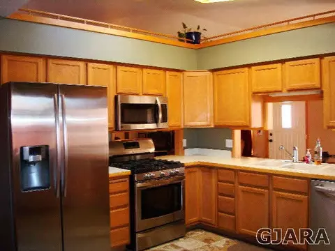 690 Pear Dr, Fruita, CO 81521 photo 3