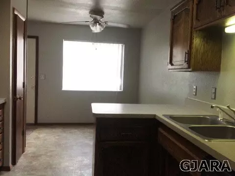 477 N Cherry St, Fruita, CO 81521 photo 2