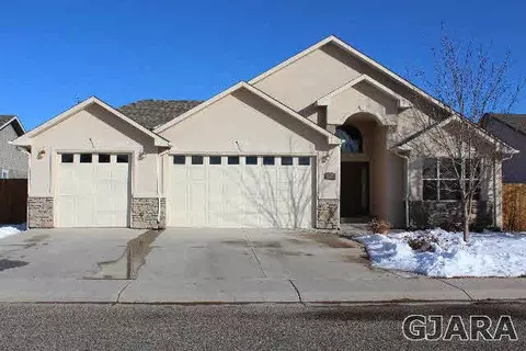 826 Jasper Dr, Fruita, CO 81521 photo 1