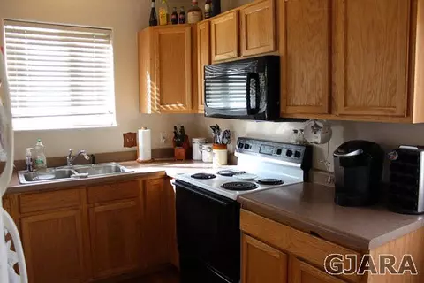 1105 Walnut St, Fruita, CO 81521 photo 3