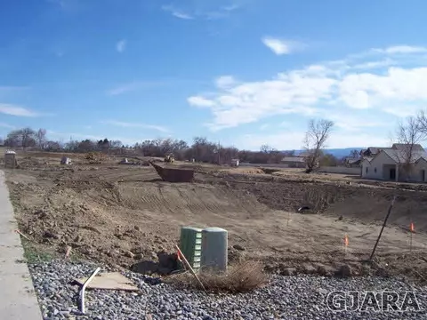 743 Ruby Ranch Dr, Grand Junction, CO 81505 photo 2