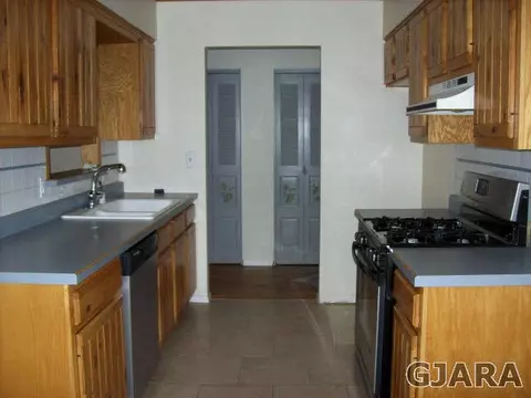 214 E Concord Dr, Fruita, CO 81521 photo 3