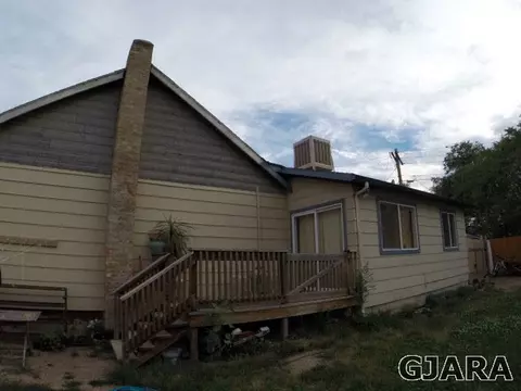 230 E 3rd St, Palisade, CO 81526 photo 3