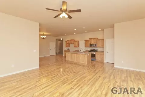 937 Hickory St, Fruita, CO 81521 photo 5