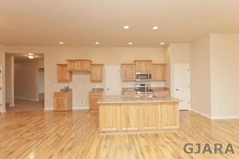 937 Hickory St, Fruita, CO 81521 photo 6