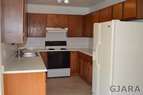 951 E Harrison Ave, Fruita, CO 81521 photo 4