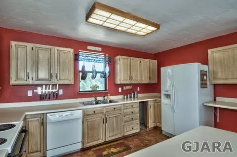 1190 18 12 Rd, Fruita, CO 81521 photo 14
