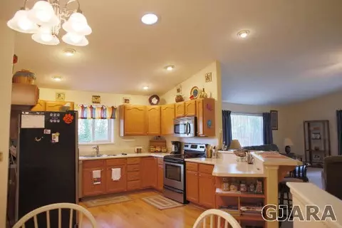 554 N Willow St, Fruita, CO 81521 photo 5