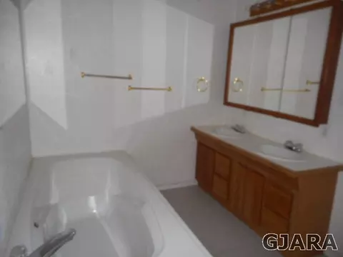 1016 E Aspen Ave, Fruita, CO 81521 photo 6