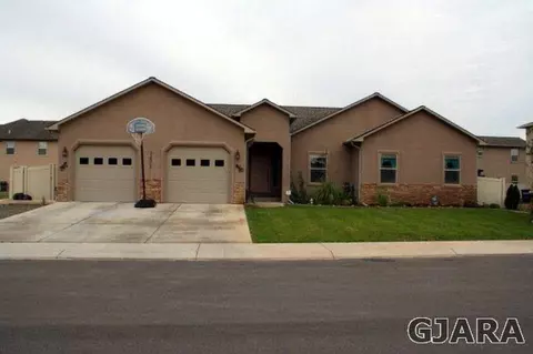 1477 Satterfield Ave, Fruita, CO 81521 photo 1