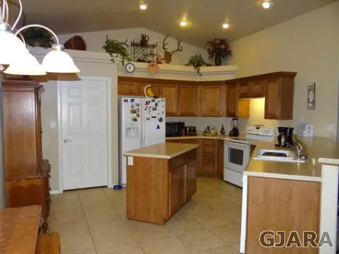 402 Amethyst Dr, Fruita, CO 81521 photo 4