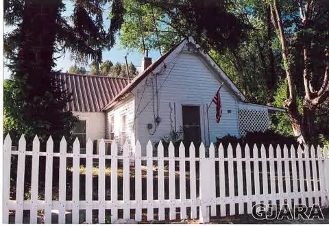 308 High St, Collbran, CO 81624 photo 3