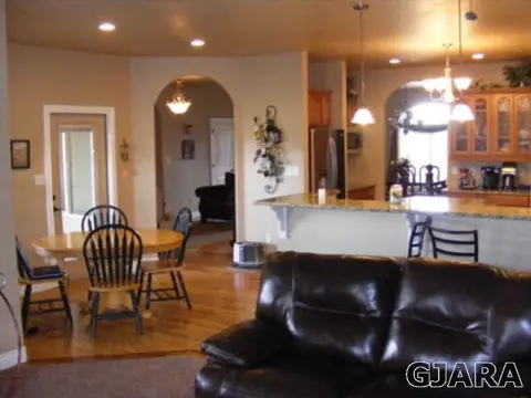 550 Lois Dr, Fruita, CO 81521 photo 2