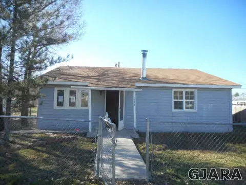 711 E Rio Blanco Ave, Rangely, CO 81648 photo 1