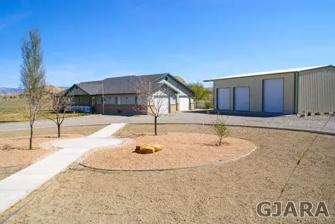 1430 16 Rd, Loma, CO 81524 photo 2