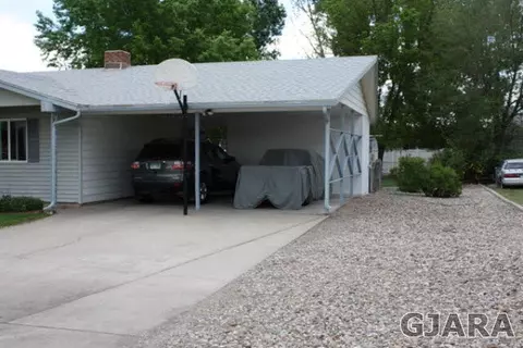 338 N Mesa St, Fruita, CO 81521 photo 3