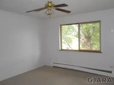 565 E Good Hope Cir #B, Clifton, CO 81520 photo 5