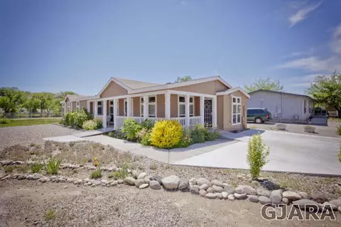 401 Pendleton St, Palisade, CO 81526 photo 2