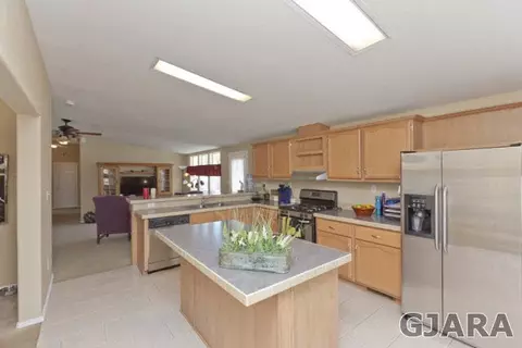 401 Pendleton St, Palisade, CO 81526 photo 9