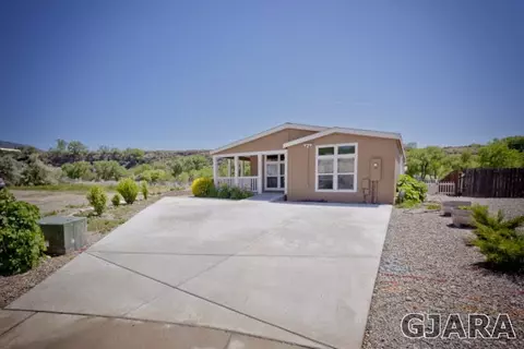 401 Pendleton St, Palisade, CO 81526 photo 4