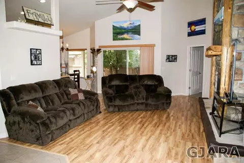 1365 Monument Ct, Fruita, CO 81521 photo 3