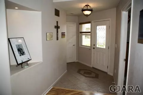 1365 Monument Ct, Fruita, CO 81521 photo 2