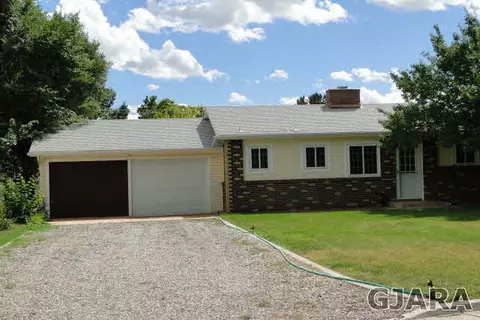 208 W Roberson Dr, Fruita, CO 81521 photo 1