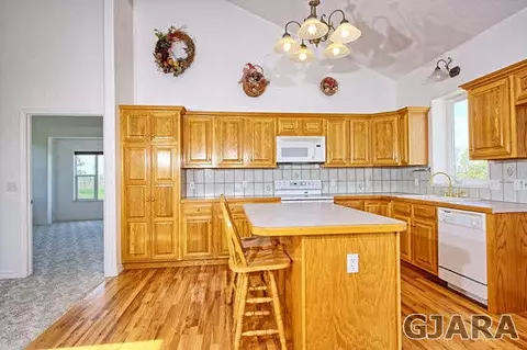 906 R Rd, Mack, CO 81525 photo 9