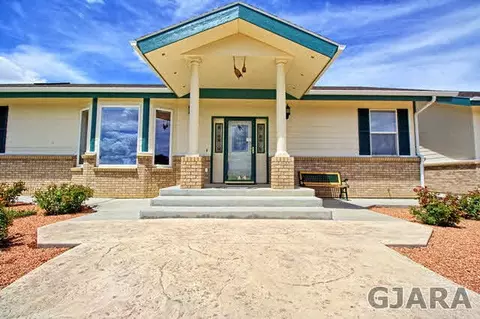 906 R Rd, Mack, CO 81525 photo 3