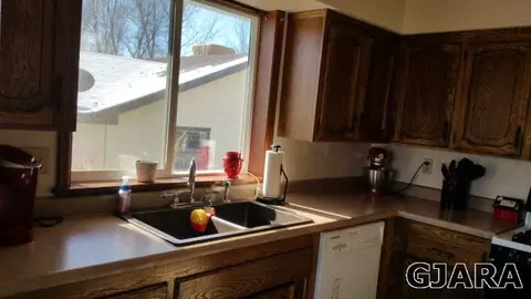 521 N Cherry St, Fruita, CO 81521 photo 8