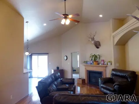 857 St Peppin Dr, Fruita, CO 81521 photo 4