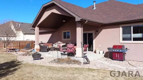 860 St Peppin Dr, Fruita, CO 81521 photo 3