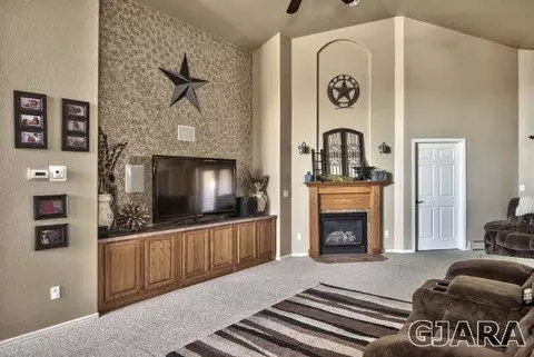 697 Jasper Dr, Fruita, CO 81521 photo 2